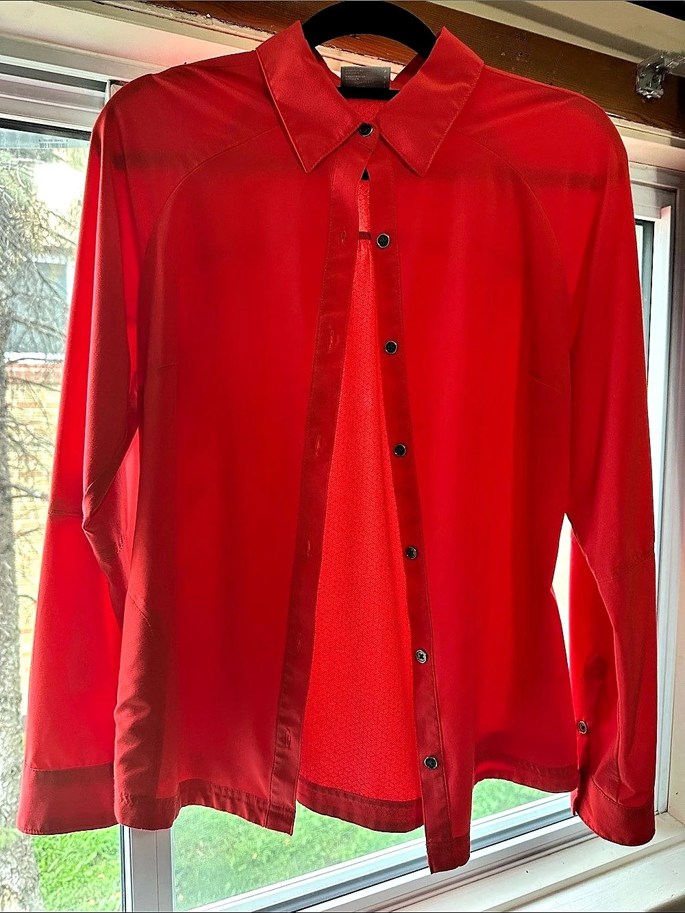 Columbia Omni-Wick Long Sleeve Button-Down Shirt Red Small